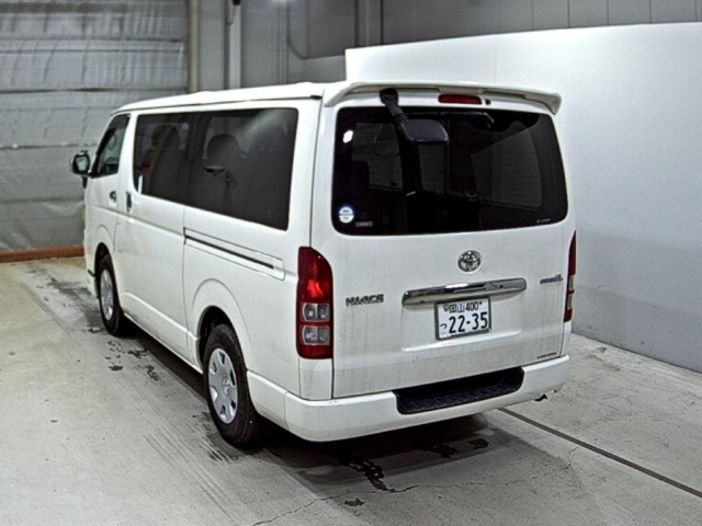 TOYOTA HIACE VAN 2008