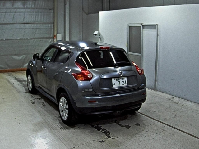 NISSAN JUKE 2011