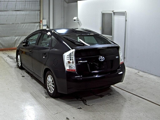 TOYOTA PRIUS 2010