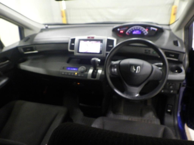 HONDA FREED 2014