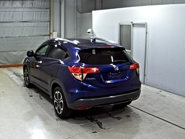 HONDA VEZEL 2015