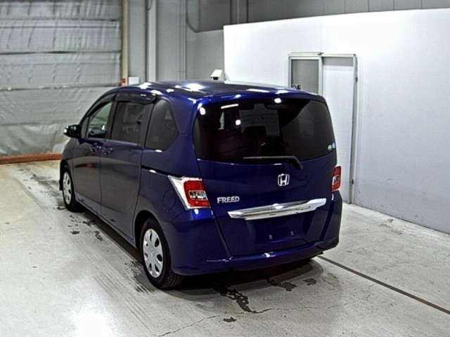 HONDA FREED 2014