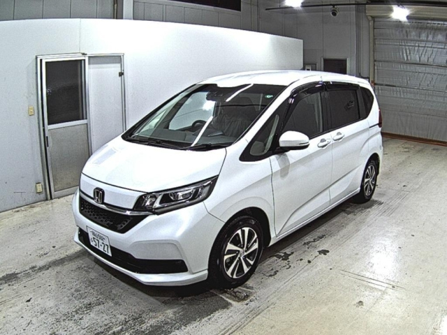 HONDA FREED 2024