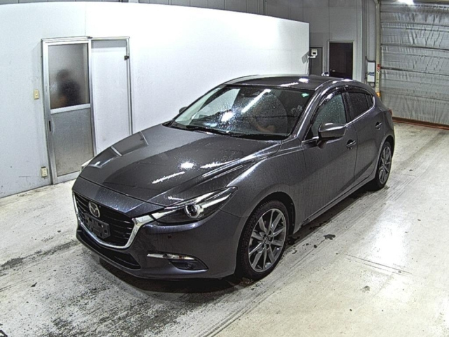 MAZDA AXELA 2018