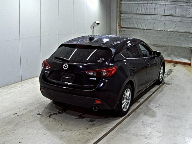 MAZDA AXELA 2015