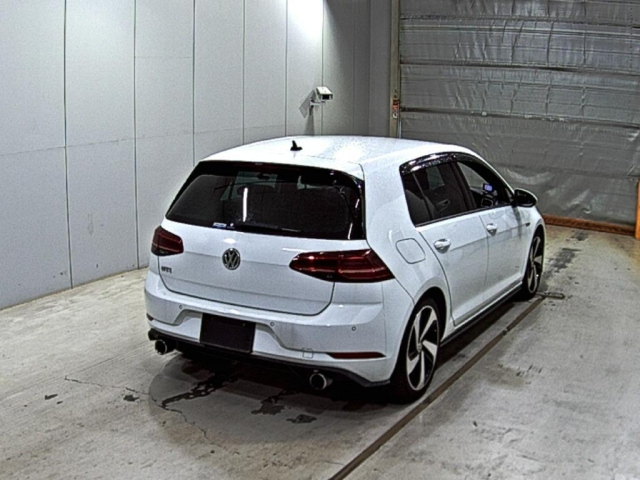 VOLKSWAGEN GOLF 2018