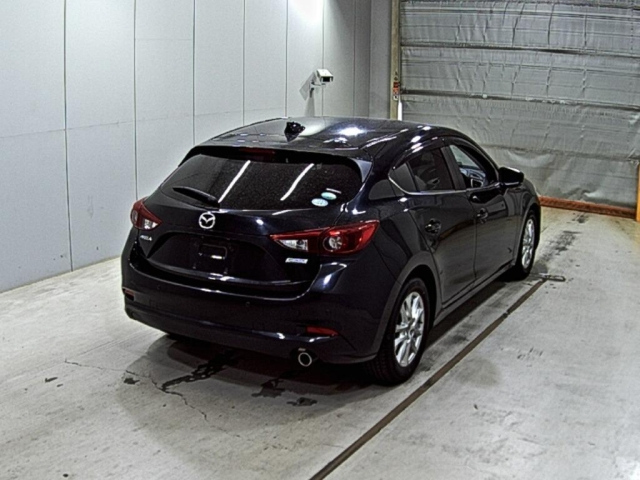 MAZDA AXELA 2018