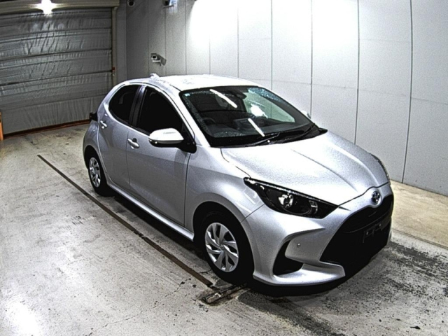 TOYOTA YARIS 2021