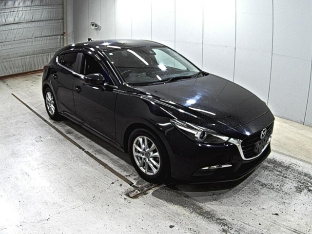 MAZDA AXELA 2018