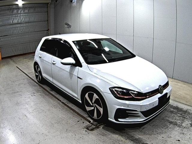 VOLKSWAGEN GOLF 2018