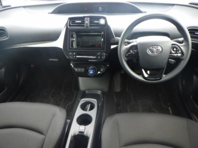TOYOTA PRIUS 2020