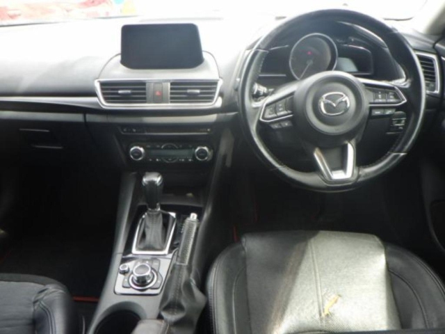 MAZDA AXELA 2018