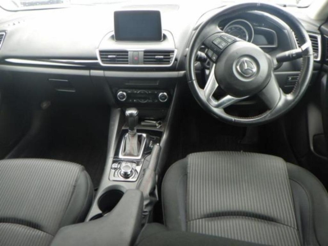 MAZDA AXELA 2015