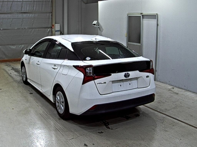 TOYOTA PRIUS 2020