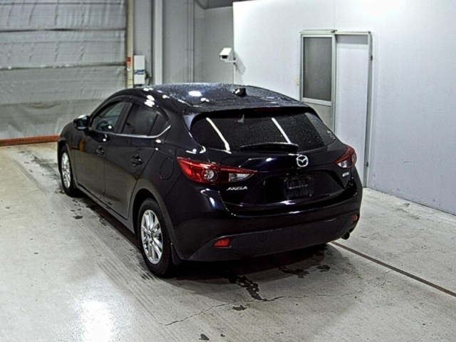 MAZDA AXELA 2015