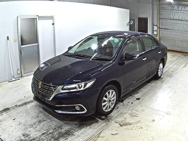 TOYOTA PREMIO 2018