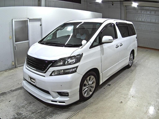 TOYOTA VELLFIRE 2009