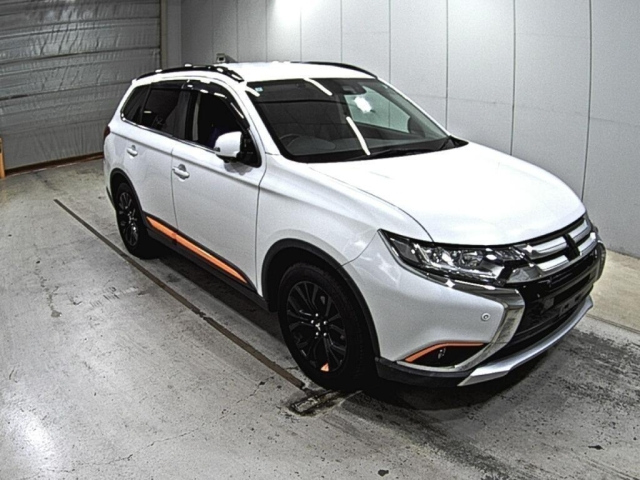 MITSUBISHI OUTLANDER 2017