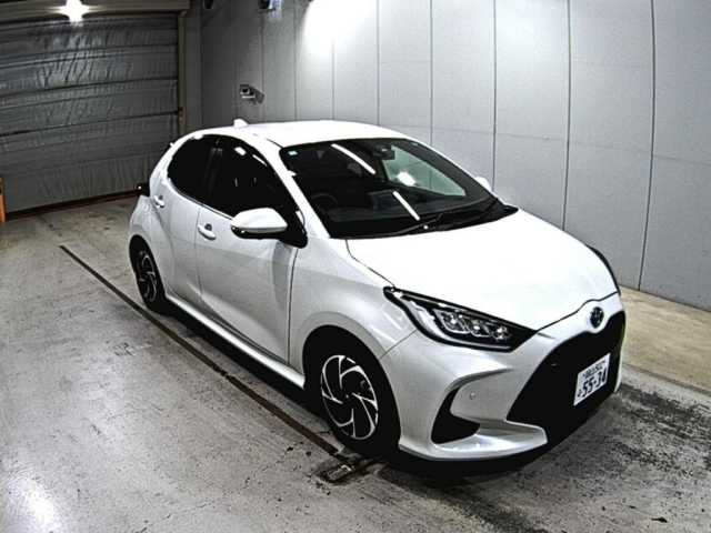 TOYOTA YARIS 2021