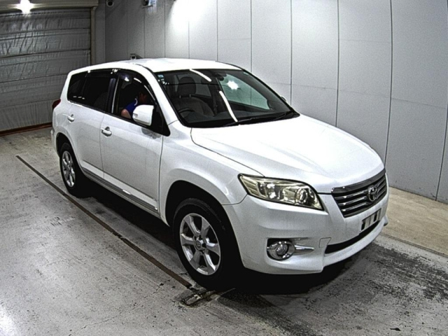TOYOTA VANGUARD 2011