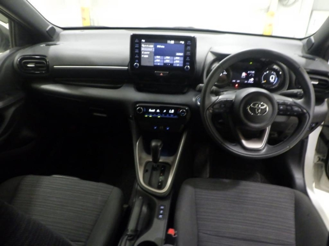 TOYOTA YARIS 2021