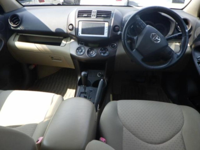 TOYOTA VANGUARD 2011