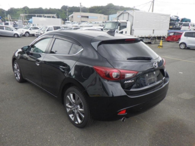 MAZDA AXELA 2014