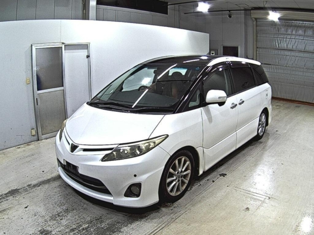 TOYOTA ESTIMA 2010
