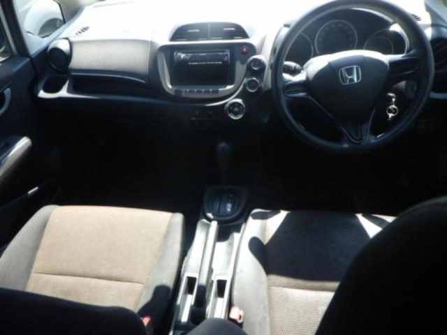 HONDA FIT SHUTTLE 2012