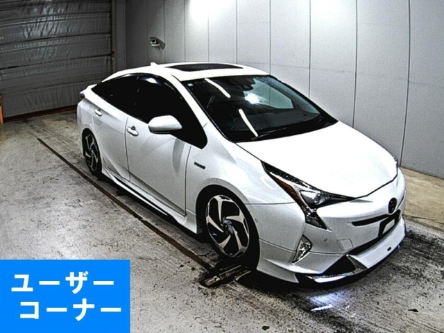 TOYOTA PRIUS 2018
