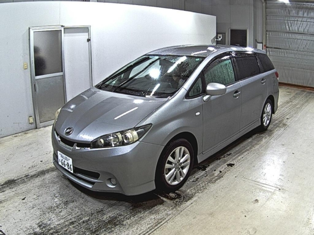 TOYOTA WISH 2009