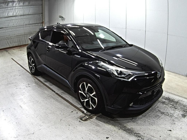 TOYOTA C-HR 2017