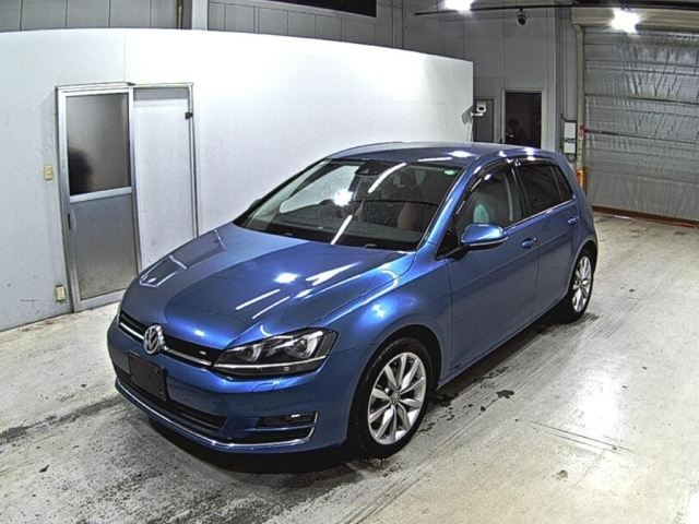 VOLKSWAGEN GOLF 2014