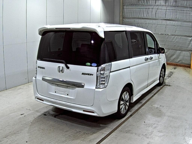 HONDA STEP WAGON 2013