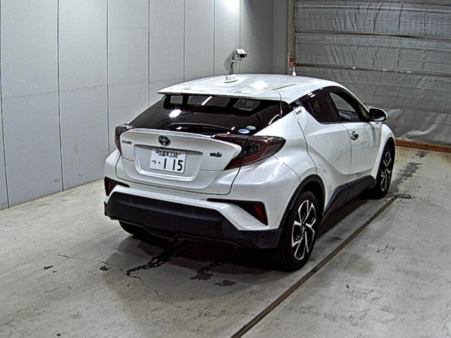 TOYOTA C-HR 2017