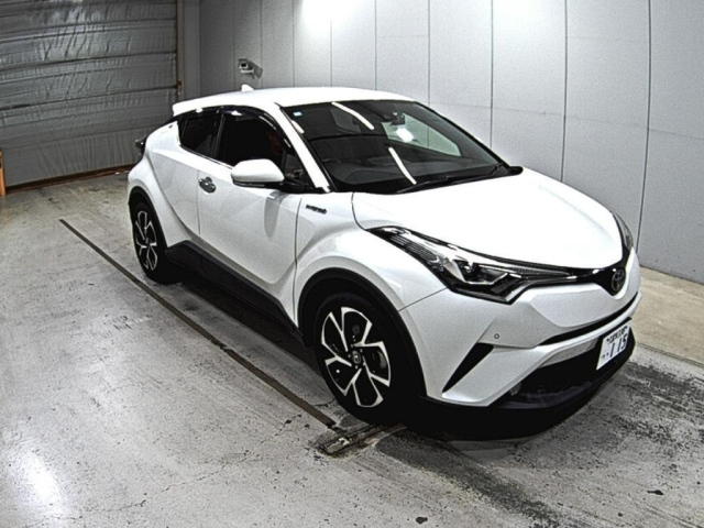 TOYOTA C-HR 2017
