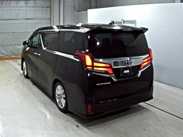 TOYOTA ALPHARD 2018