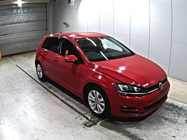 VOLKSWAGEN GOLF 2015