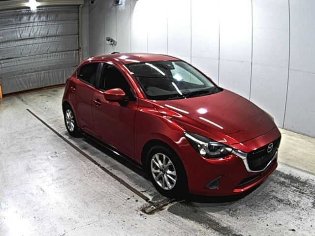 MAZDA DEMIO 2015