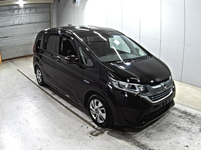 HONDA FREED 2018