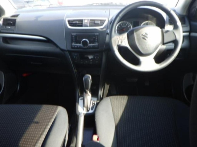SUZUKI SWIFT 2015