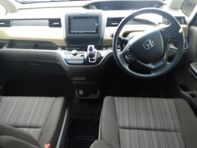 HONDA FREED 2018