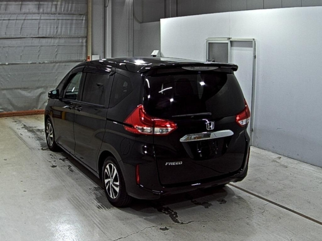 HONDA FREED 2016