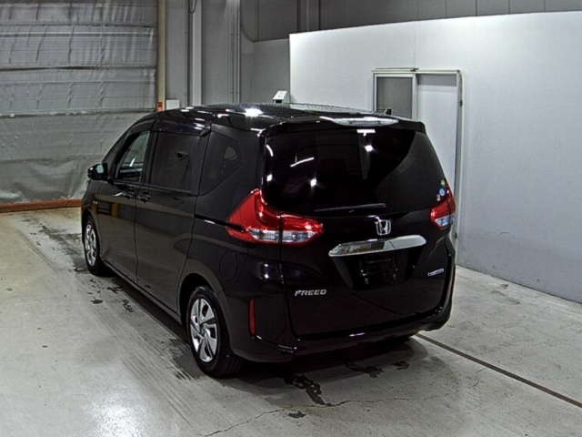 HONDA FREED 2018