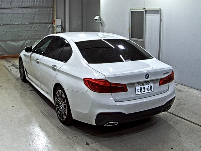 BMW 5 SERIES 2019