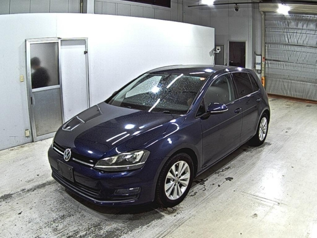 VOLKSWAGEN GOLF 2014