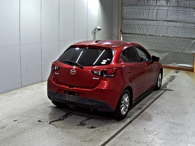 MAZDA DEMIO 2015