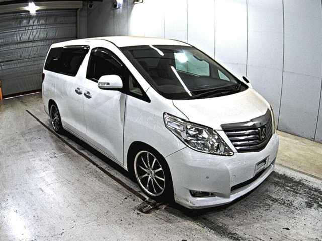 TOYOTA ALPHARD 2009