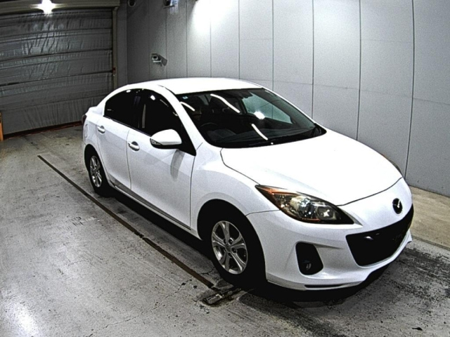 MAZDA AXELA 2012