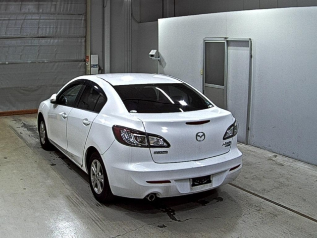 MAZDA AXELA 2012
